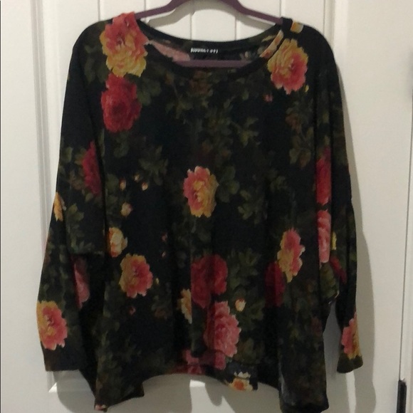 Floral flowy top - Picture 1 of 4